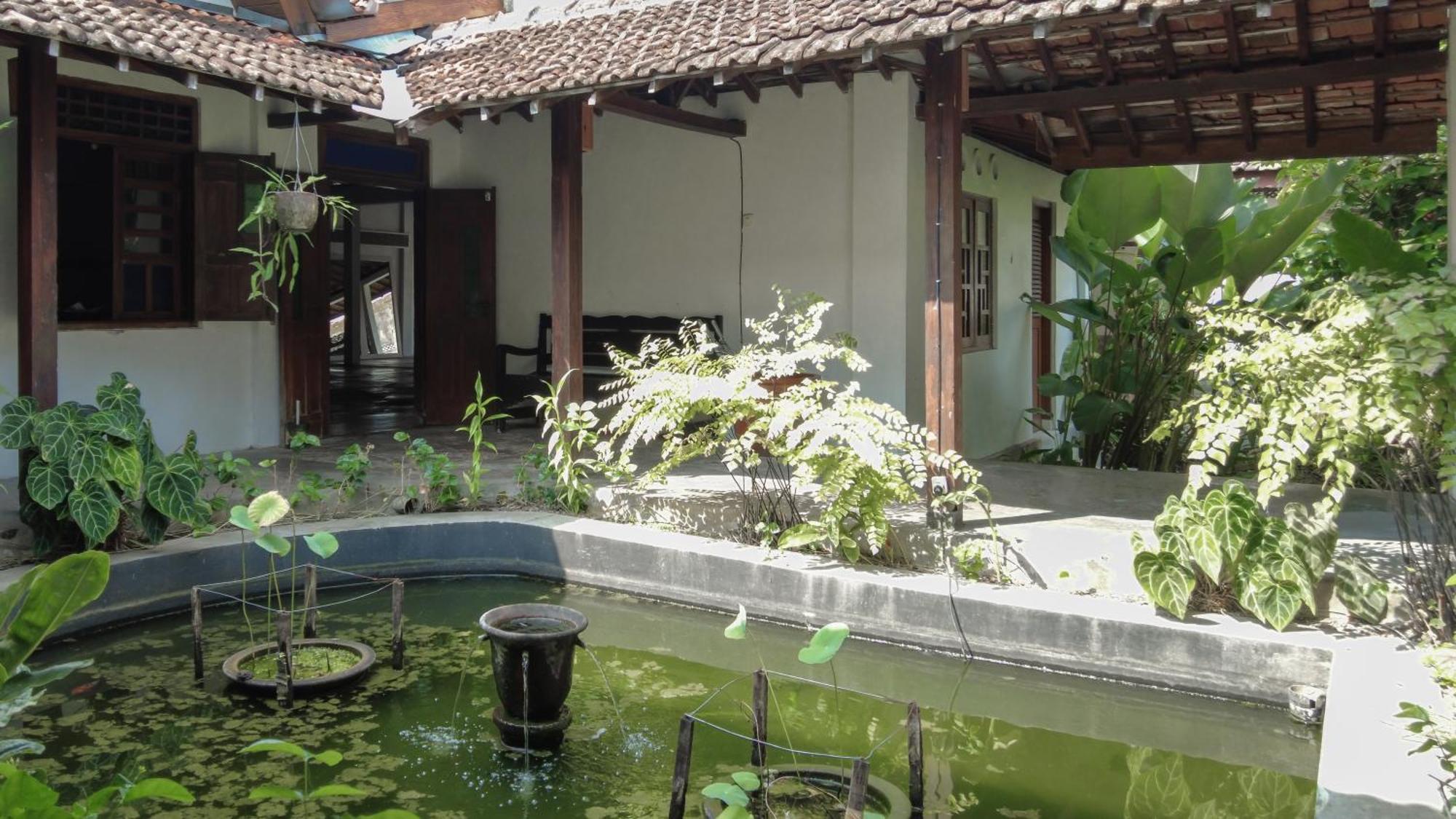 Ohmmstay - Rumah Pendopo Tanjungtirto Eksteriør bilde